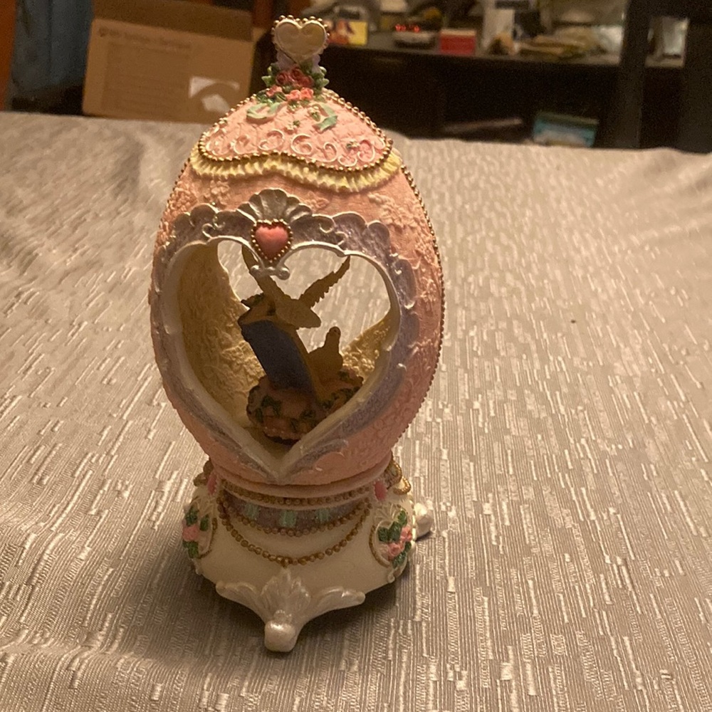 CLEARANCE Musical Egg